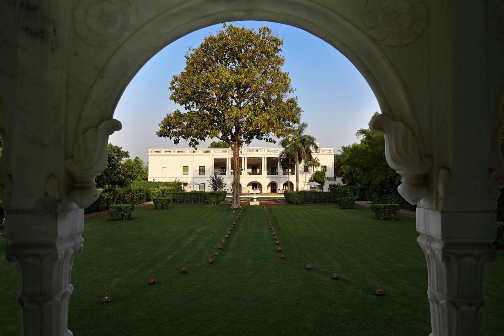 Taj Nadesar Palace Waranasi Zewnętrze zdjęcie