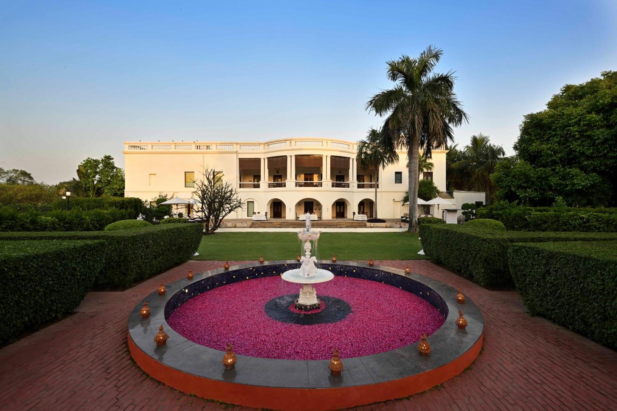 Taj Nadesar Palace Waranasi Zewnętrze zdjęcie
